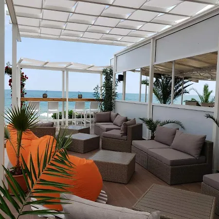Apartament Perla First Line *