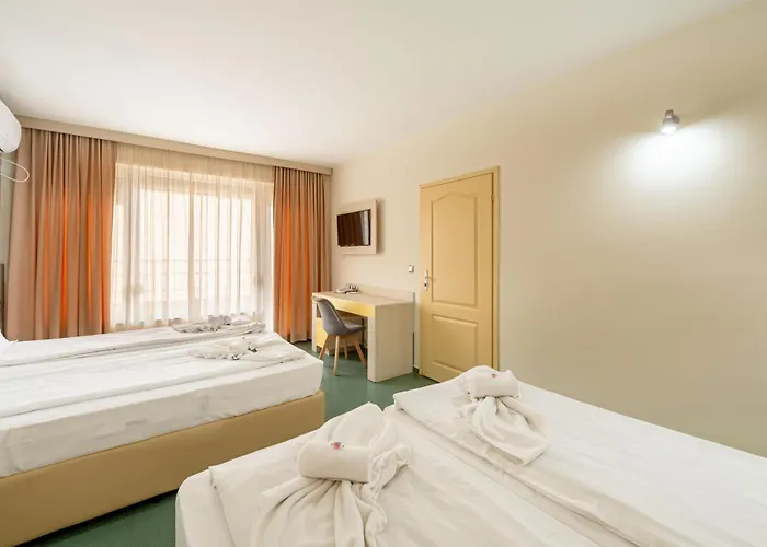 Apartment Perla First Line